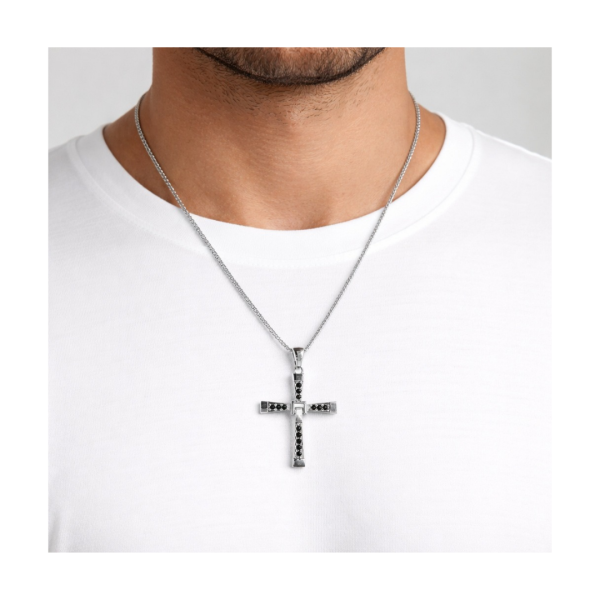 Srebrna ogrlica sa križem Faith Noir